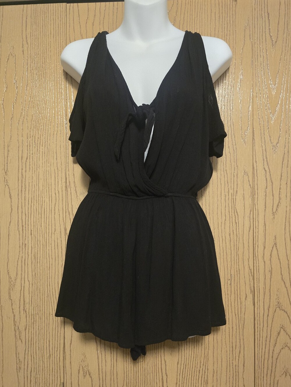 4/$25 Ambiance Cold Shoulder Romper S